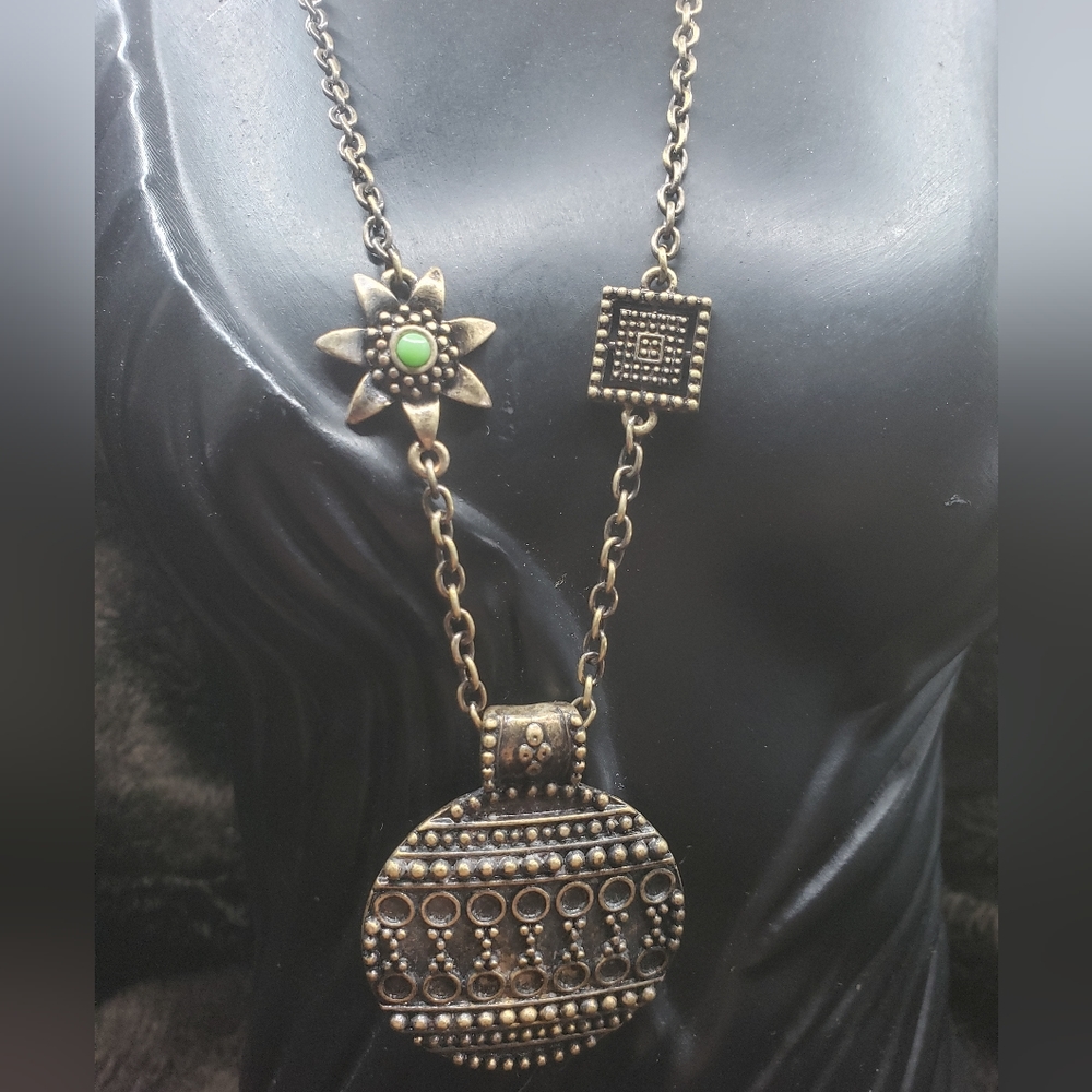 5X brand necklace